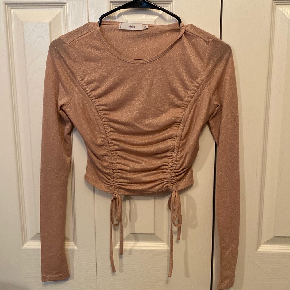 Adika adorable going out top